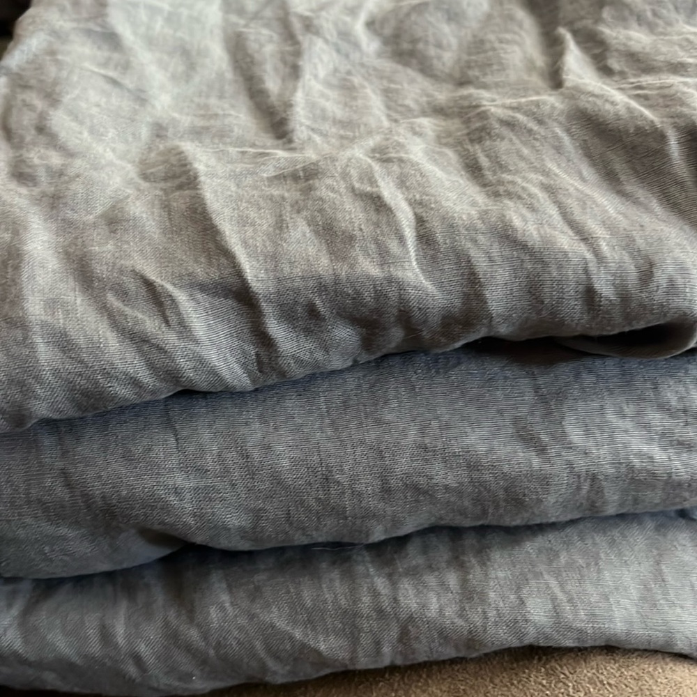 Bed Threads Linen Twin XL sheet set in color Mineral